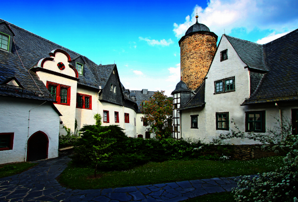 Fachkrankenhaus für Dermatologie Schloss Friedensburg GmbH