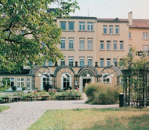 Krankenhaus Saarlouis vom DRK